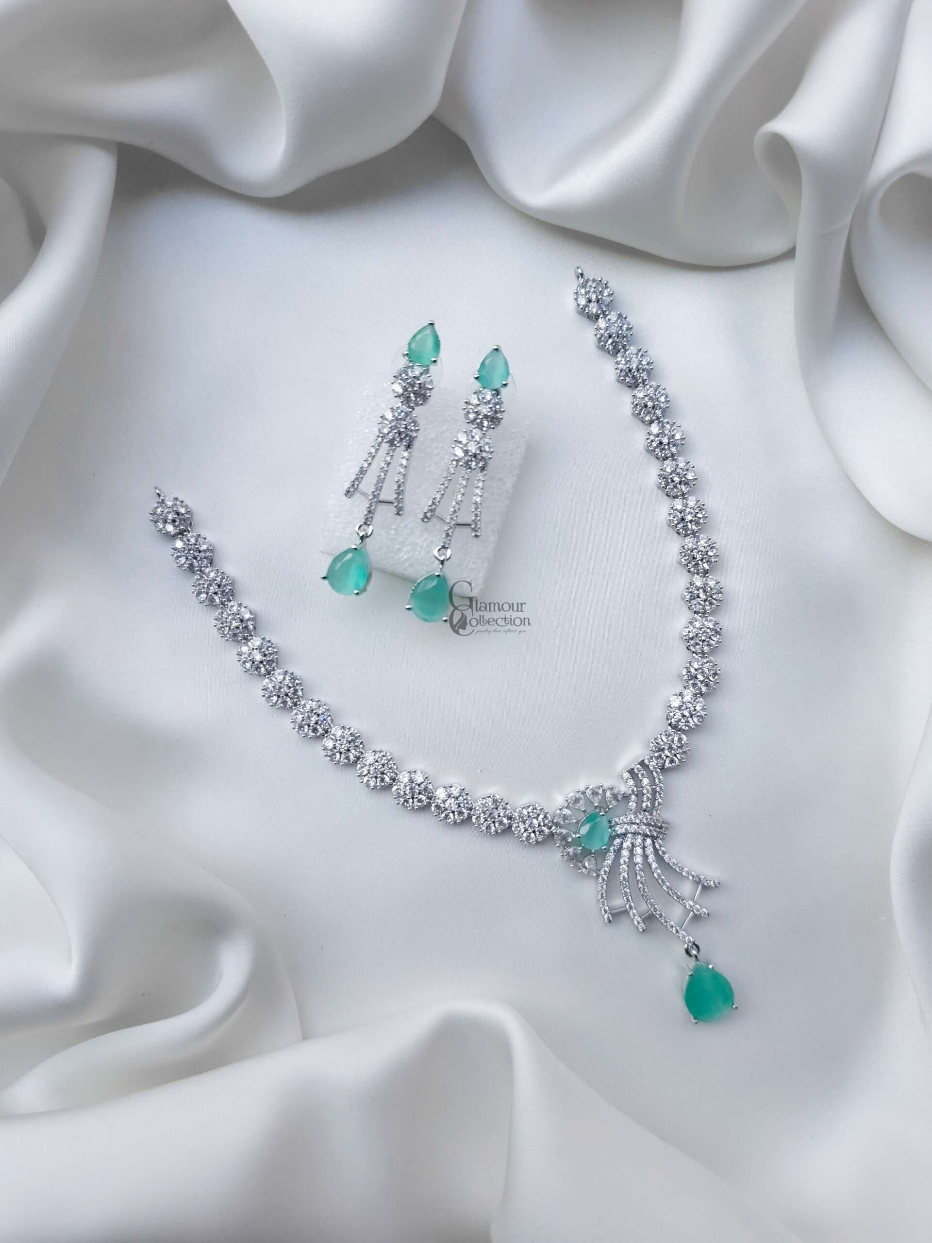 Necklace Set 8 - Image 7