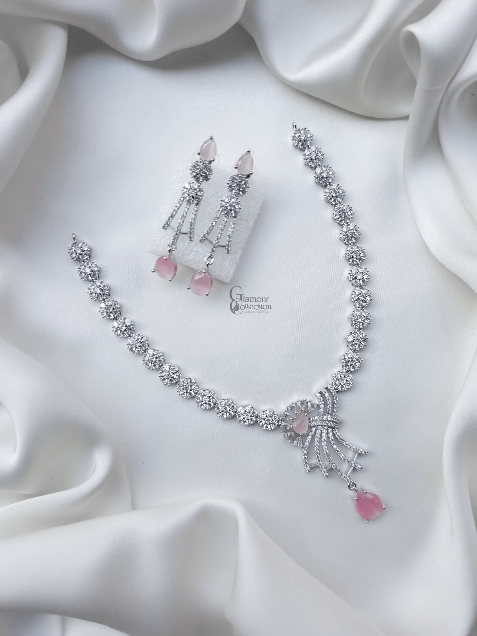 Necklace Set 8 - Image 3