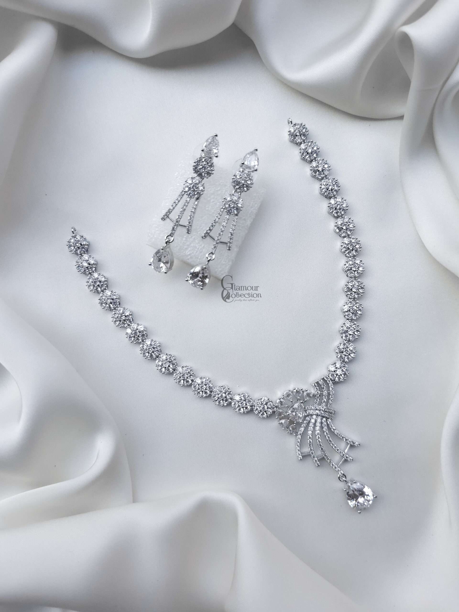 Necklace Set 8 - Image 2
