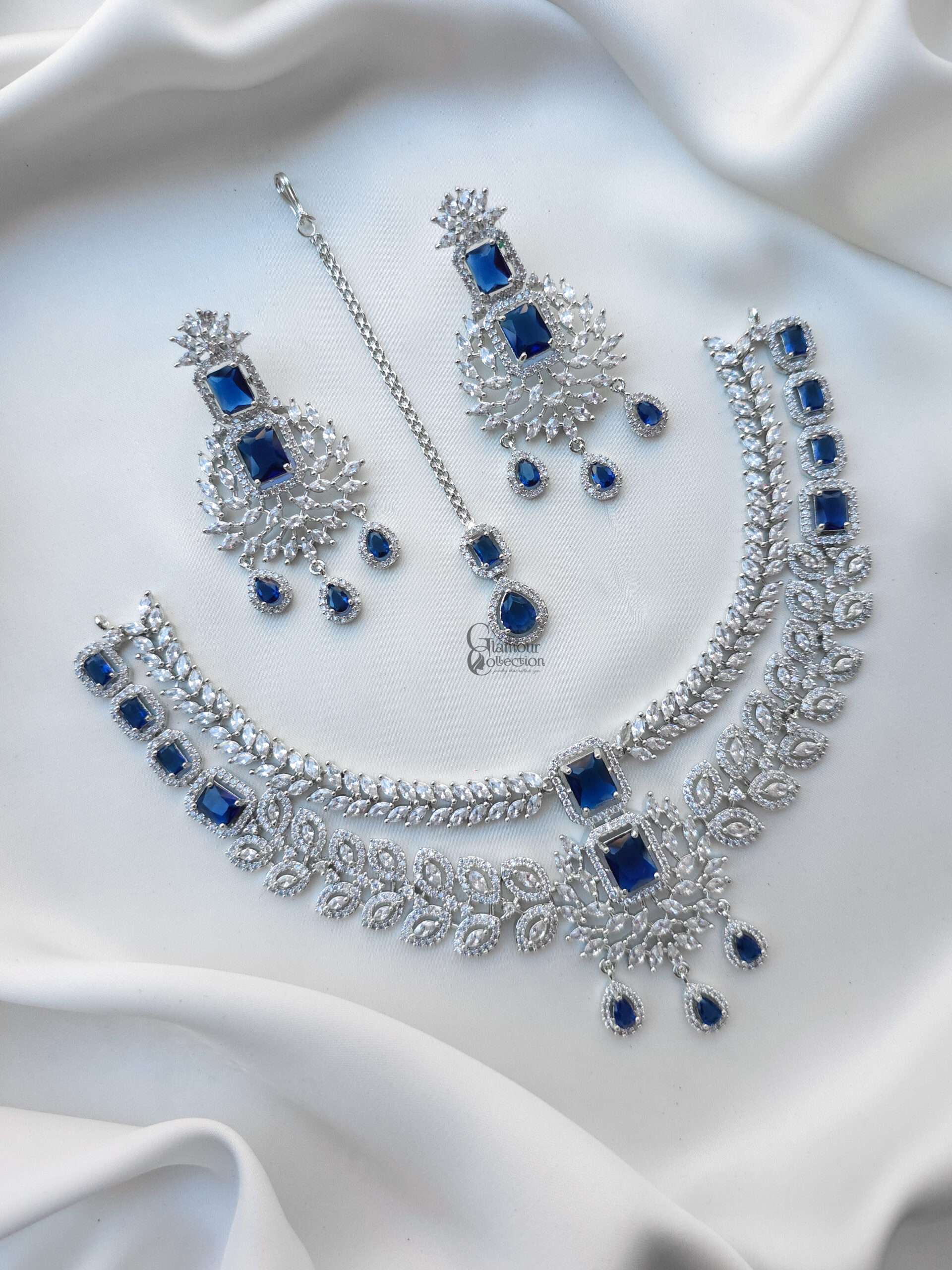 Necklace Set 10