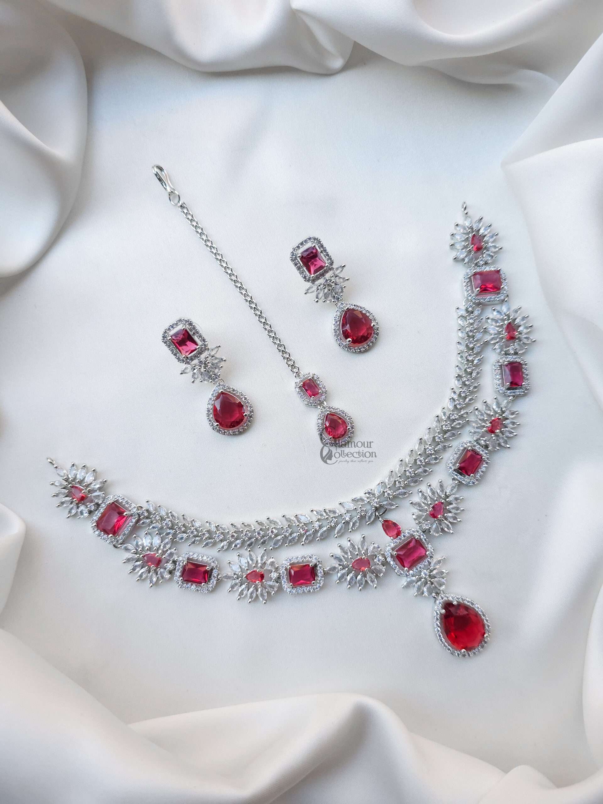 Necklace Set 4