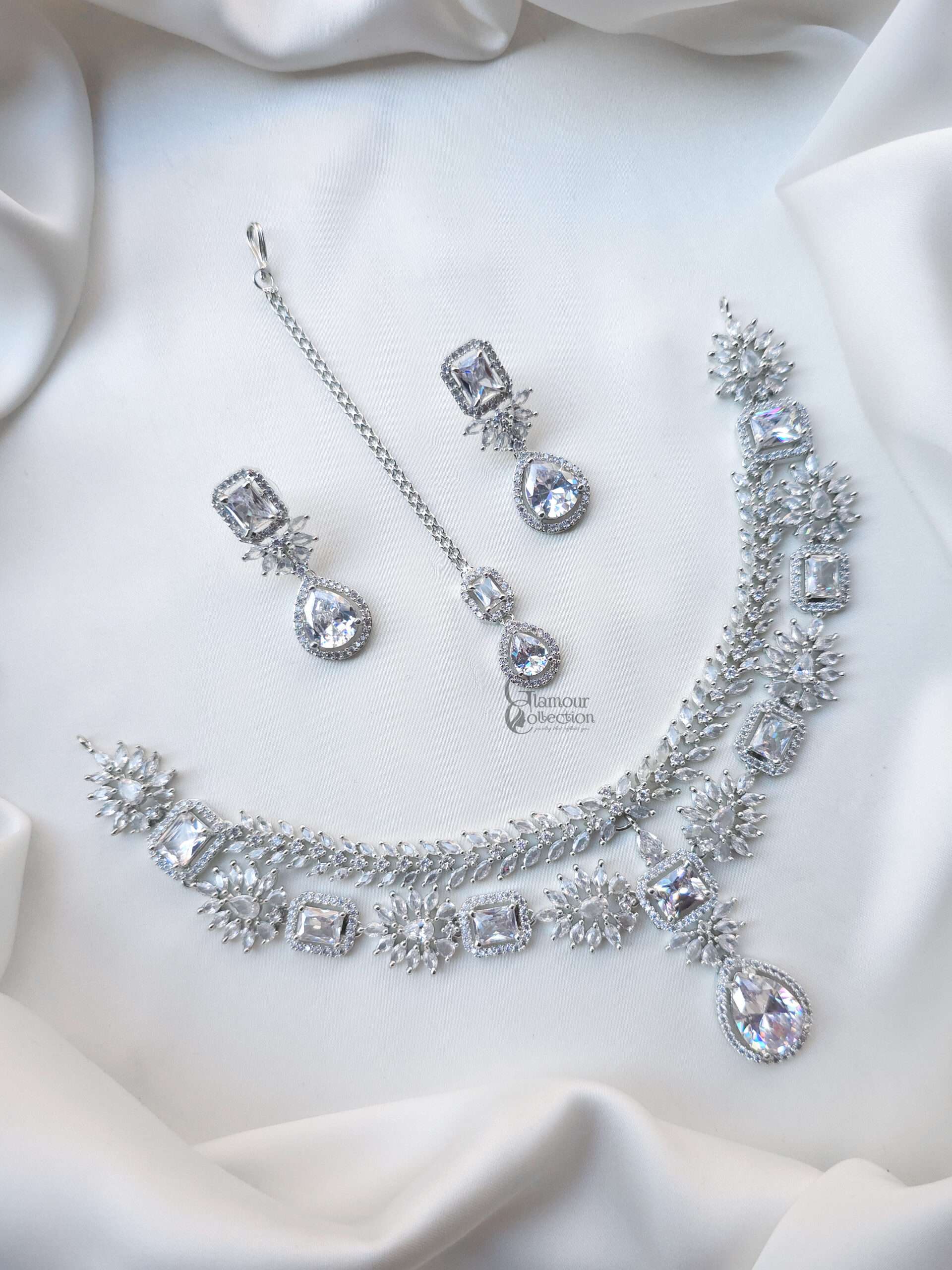 Necklace Set 4 - Image 2