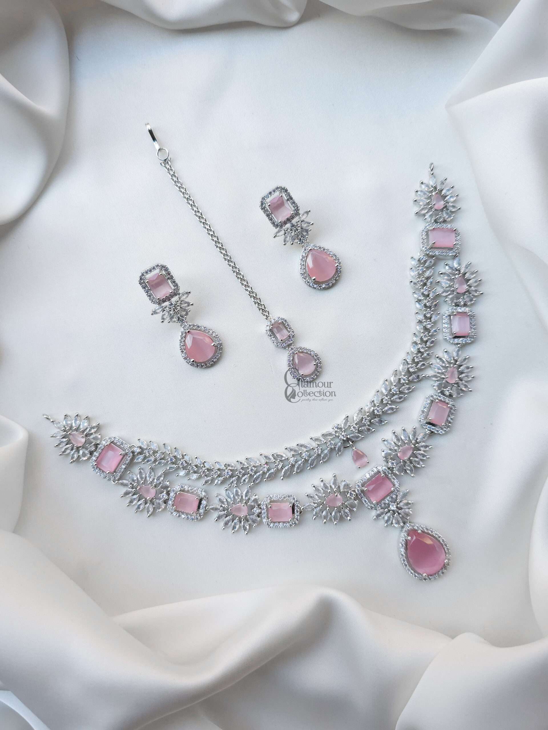 Necklace Set 4 - Image 4