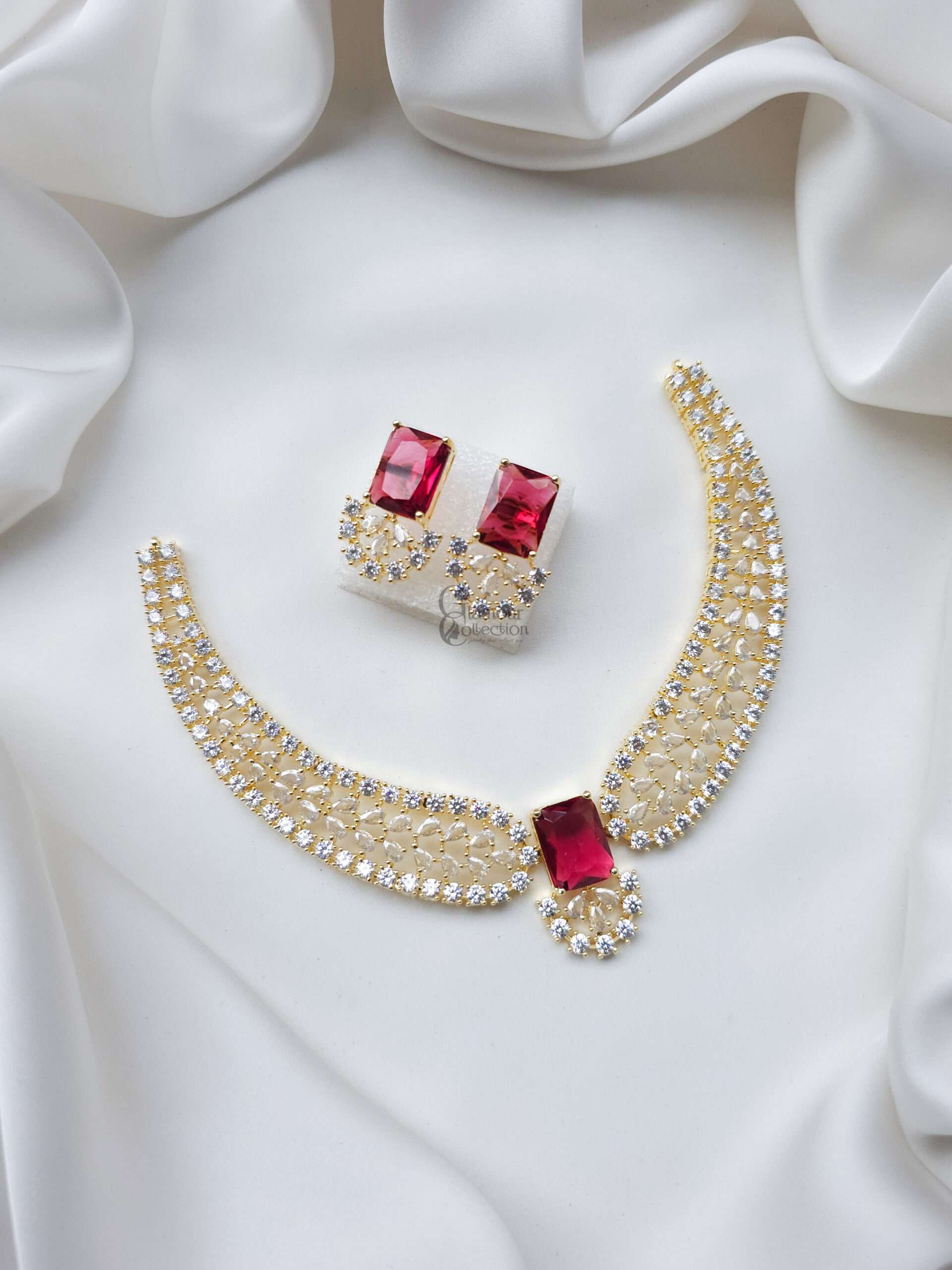 Elegant Collar Necklace Set - Image 2