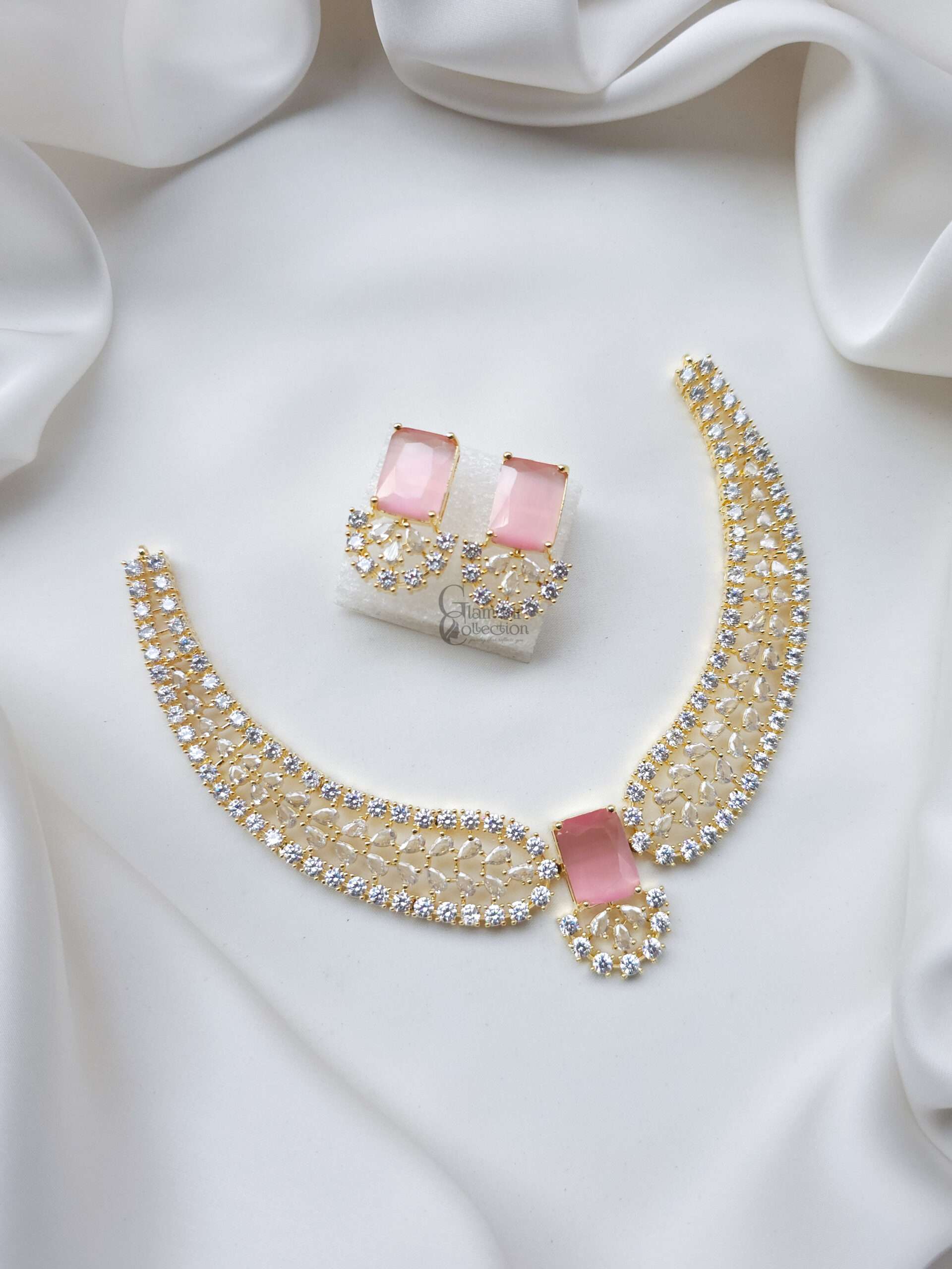 Elegant Collar Necklace Set - Image 12
