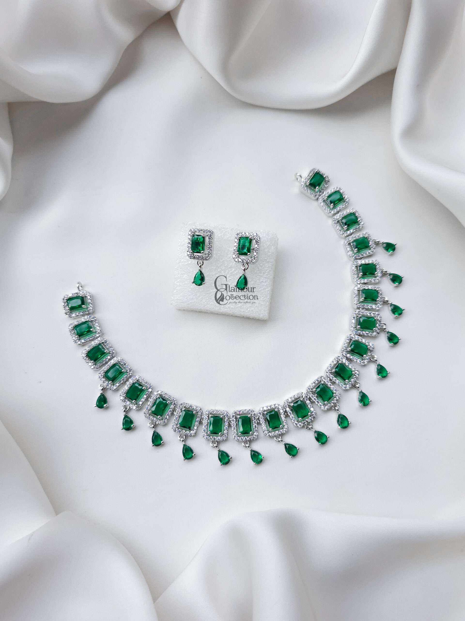 Necklace Set 11 - Image 7
