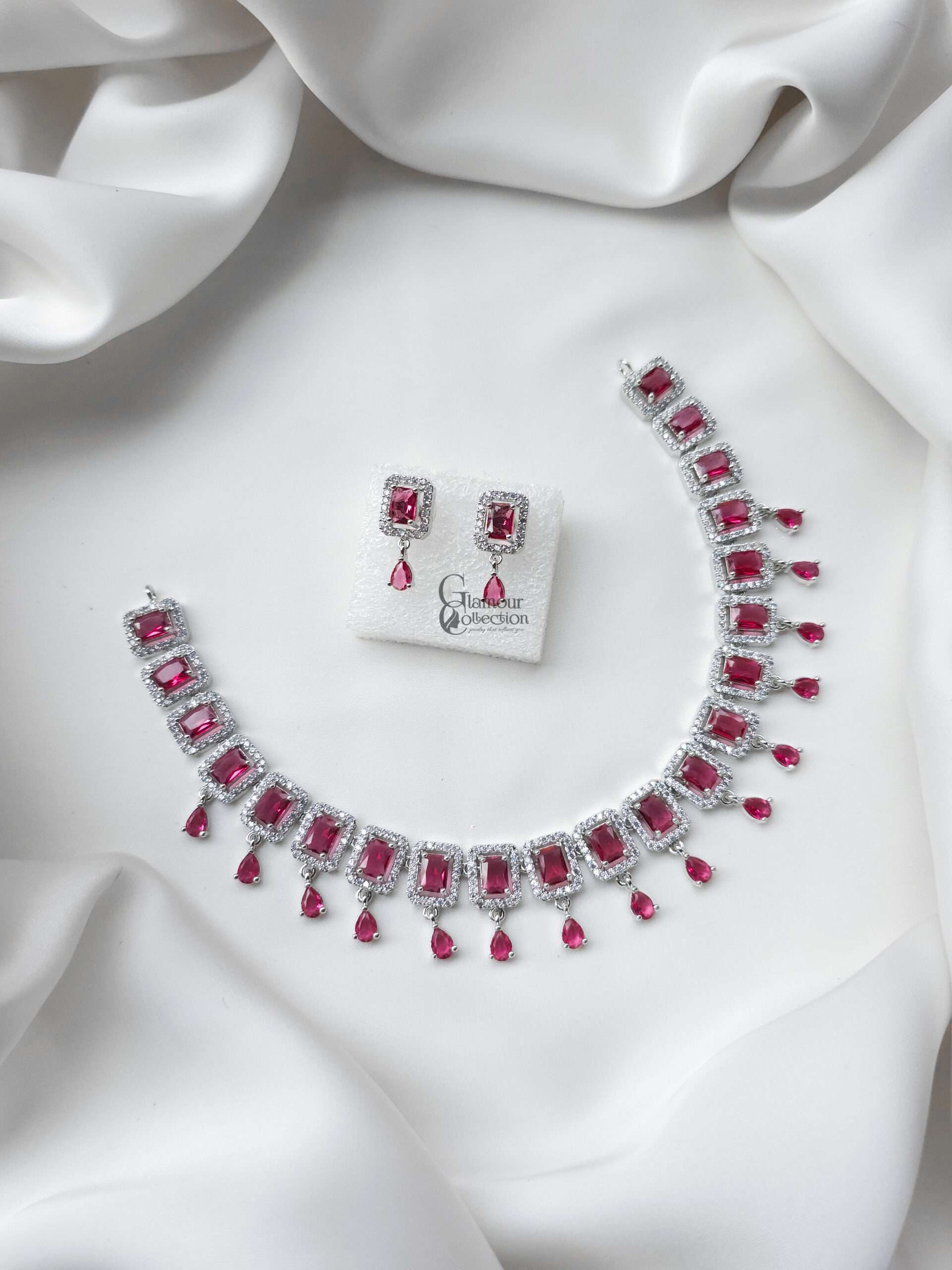 Necklace Set 11 - Image 5