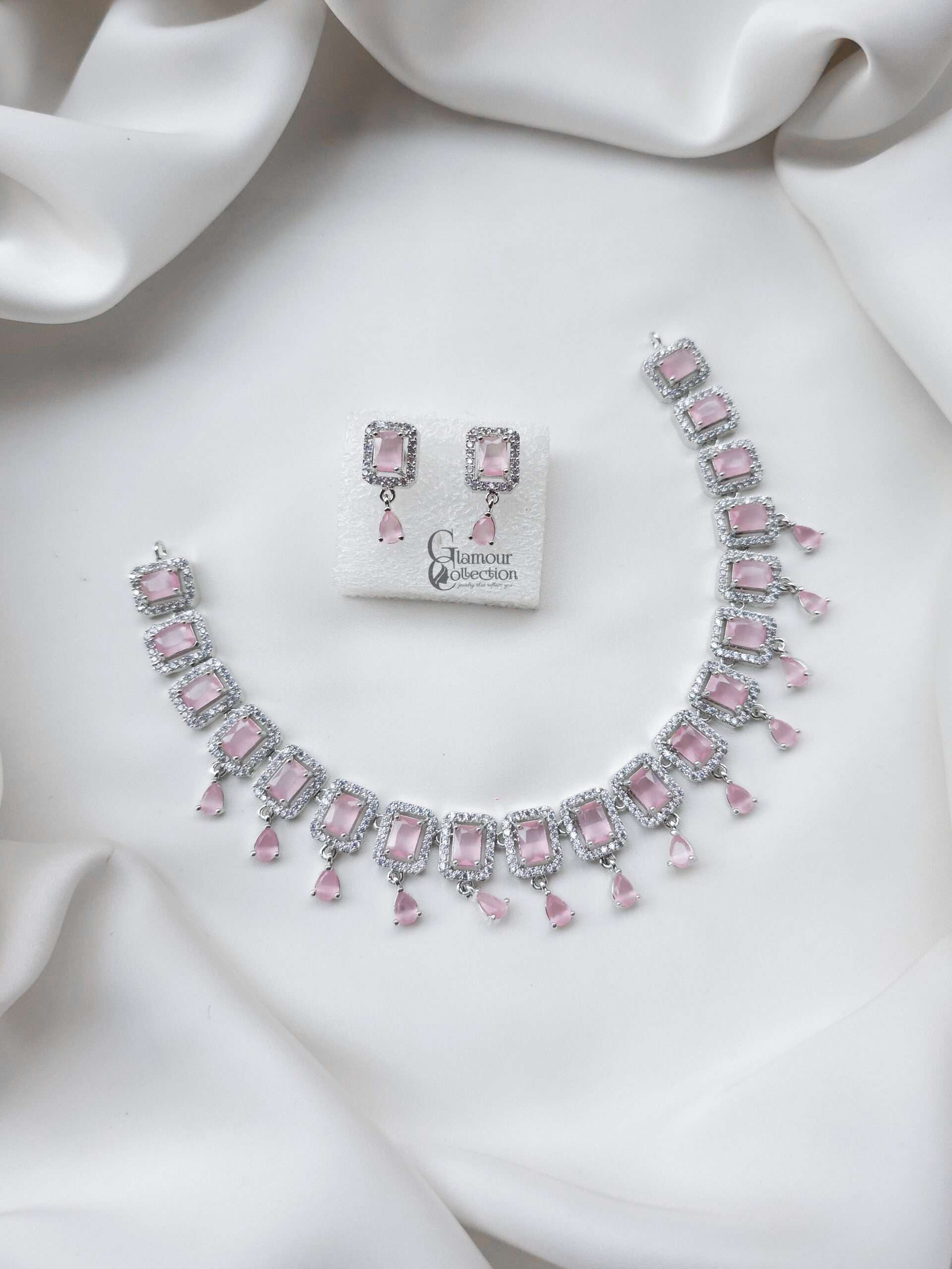 Necklace Set 11 - Image 4