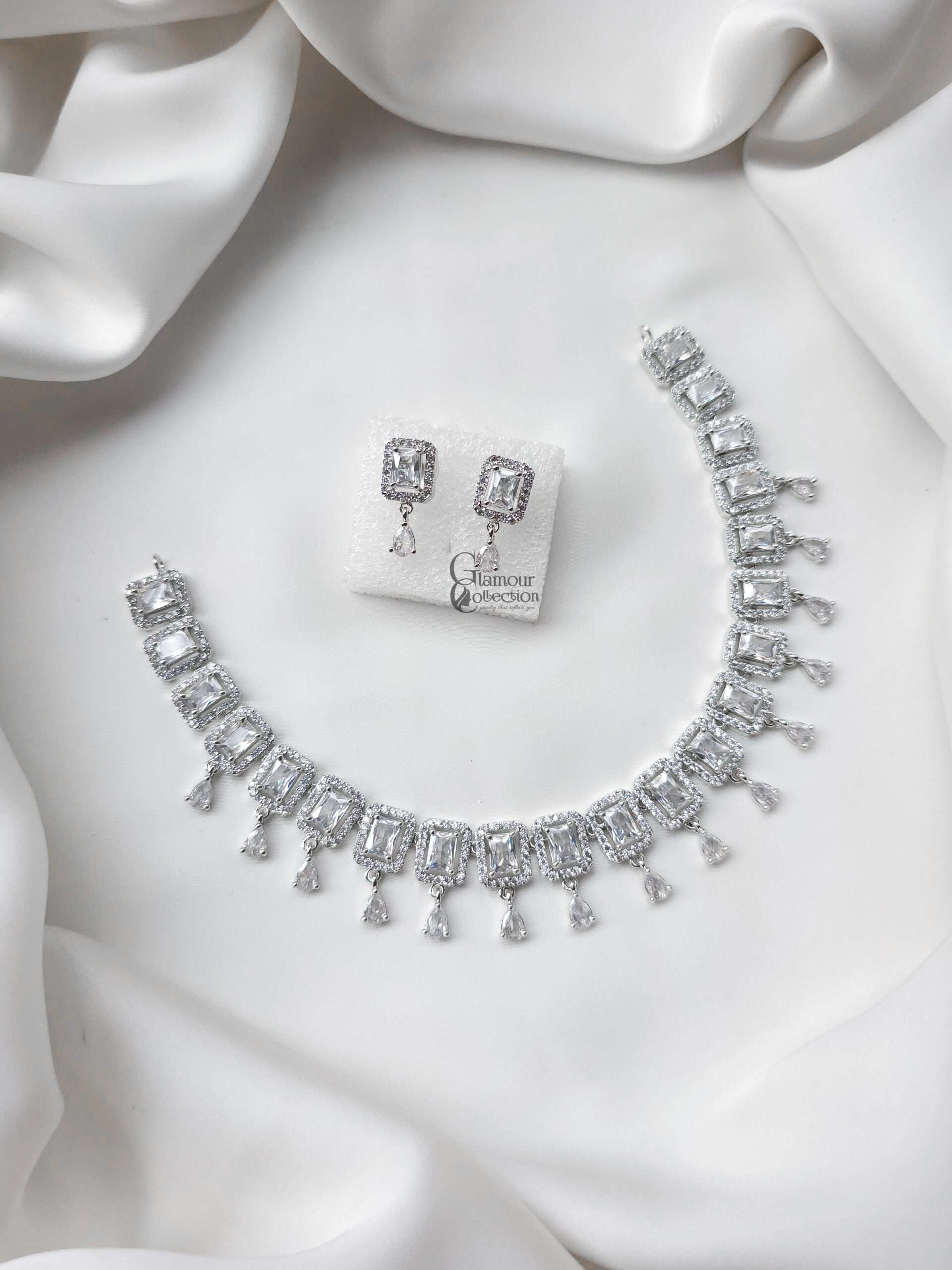 Necklace Set 11