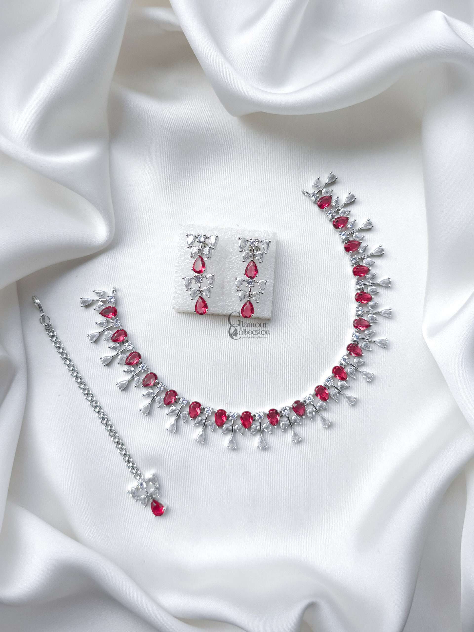 Mystique Glow Diamond Cut Set - Image 3